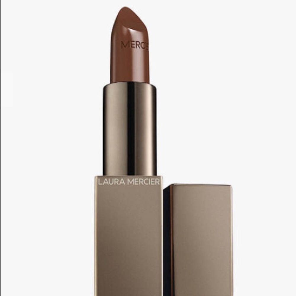 Laura Mercier Rogue essential